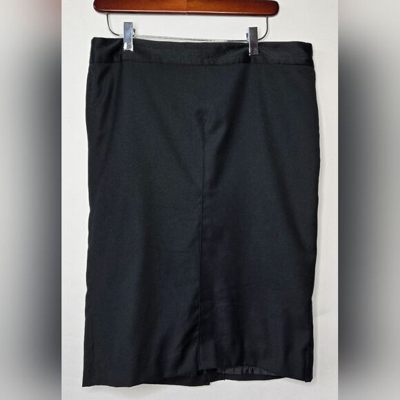 Women's Isaac Mizrahi for Target Black Lined Pencil Skirt with Back Slit Size 10 - Picture 1 of 4